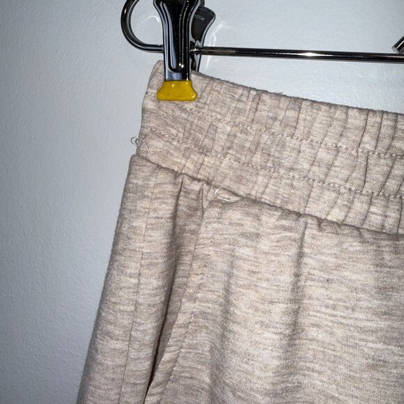 NWT Yogalicious Scuba Tranquility Pullover & Davenport Jogger Set M Beige - Picture 11 of 11